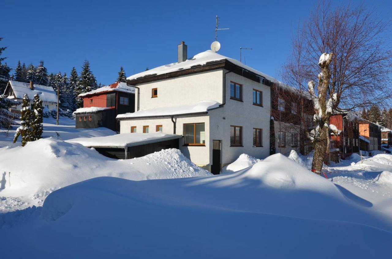 Naproti Klinovci Villa Jáchymov Exteriör bild